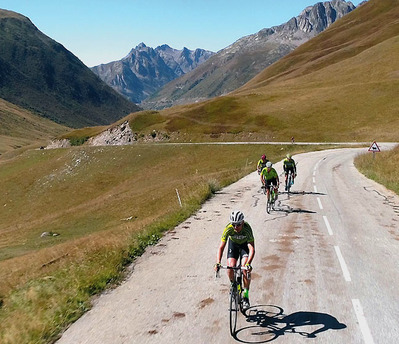 Foto zu dem Text "GFNY Alpes Vaujany: Premiere am Croix de Fer"