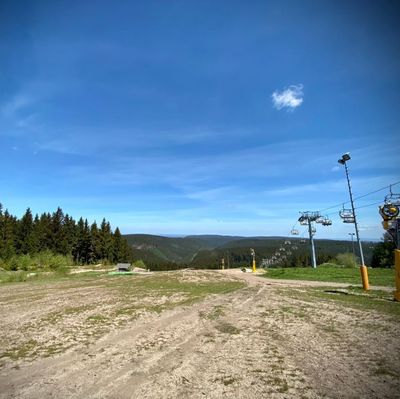 Foto zu dem Text "Der Kehltal-Anstieg: Blick über den Thüringer Wald als Lohn"