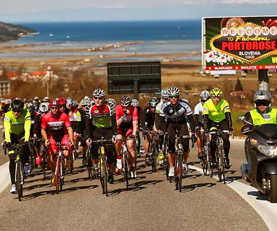 Foto zu dem Text "Gran Fondo Portorose: Durch Hügel und Dörfer zur Adria"