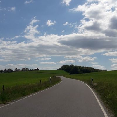 Foto zu dem Text "Veserde-Anstieg: Im Sommer steht die Hitze wie in der Sauna"