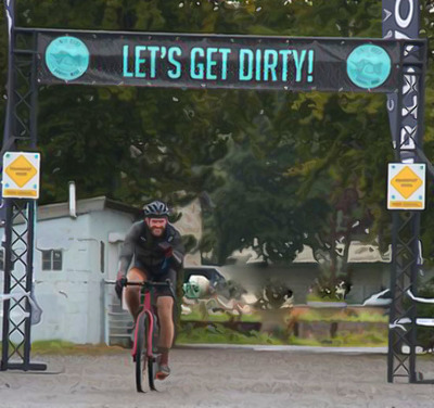 Foto zu dem Text "Dirty Boar Challenge: Wilder Ritt im Naturpark"