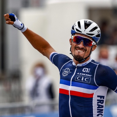 Foto zu dem Text "Alaphilippe: “Dieser Sieg war das größte Ziel meiner Karriere“"