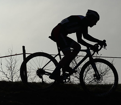 Foto zu dem Text "Drei-Rosen-Cross Moosburg: Mit Sandkasten und Grill"