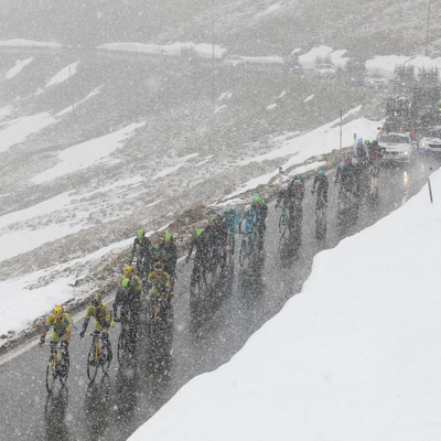 Foto zu dem Text "Der Schnee schreibt den Giro um"