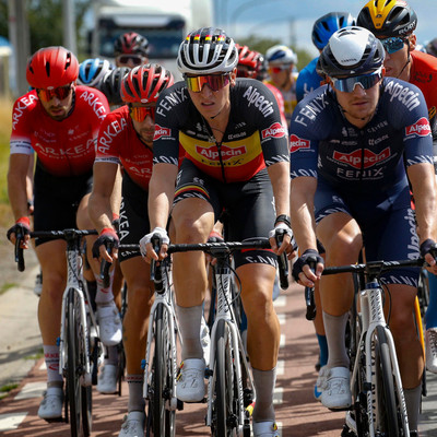 Foto zu dem Text "Alpecin - Fenix baut Vorsprung auf Arkéa - Samsic aus"