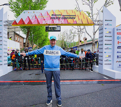 Foto zu dem Text "Granfondo Felice Gimondi: Neustart im Zeichen des Herzens"