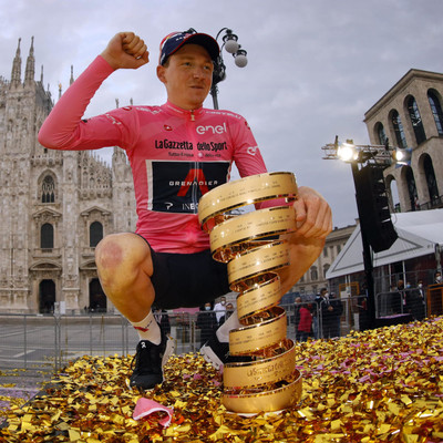 Foto zu dem Text "“Unglaublich, surreal“: Geoghegan Hart gewinnt den Giro d`Italia"