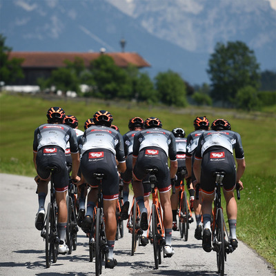 Foto zu dem Text "Tirol KTM Cycling Team startklar für 2021"
