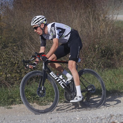 Foto zu dem Text "Team Qhubeka Assos: Durch den Staub der Strade Bianche"