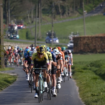 Foto zu dem Text "In Harelbeke ein Duell Van Aert gegen van der Poel?"