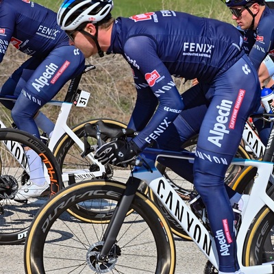 Foto zu dem Text "Alpecin mischt mit vier Mann die Türkei-Rundfahrt auf "