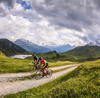 Foto zu dem Text "“Menu for Cyclists“: Schotter-strässchen, Bergwege, Panoramen..."