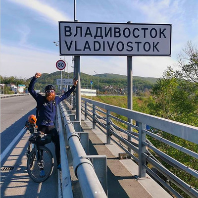 Foto zu dem Text "Jonas Deichmann erreicht die russische Pazifik-Küste "