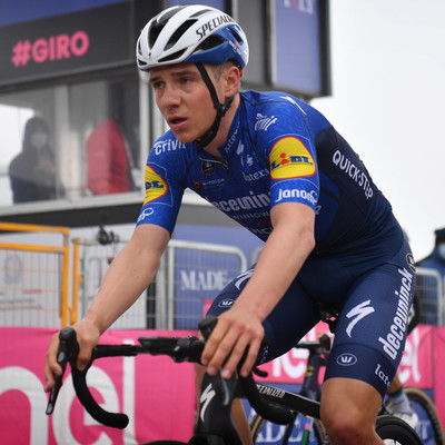 Foto zu dem Text "Evenepoel erfährt beim Giro d’Italia seine Grenzen"