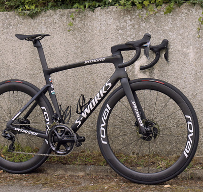 Foto zu dem Text "Peter Sagans Specialized Tarmac SL7: Mattschwarzer Blitz"