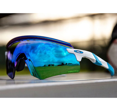 Foto zu dem Text "Oakley Encoder: Neue Helm-optimierte Multisport-Brille"
