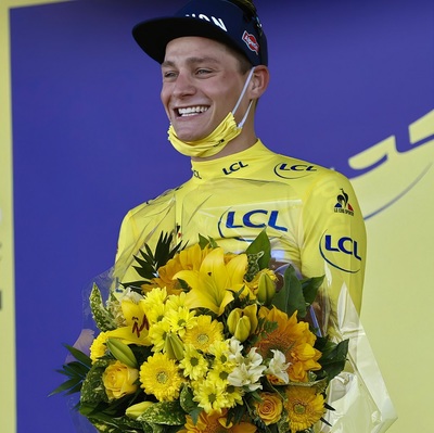 Foto zu dem Text "Van der Poel belohnt Nachtarbeit seines Teams mit mehr Gelb"