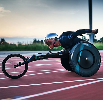 Foto zu dem Text "Der schnellste Renn-Rollstuhl der Welt?"