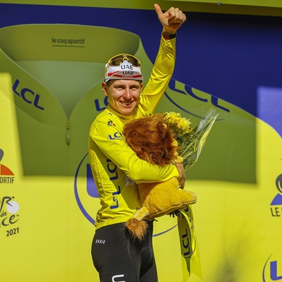 Foto zu dem Text "Pogacar sagt Vegni quasi ab: Giro-Tour-Doppel “riskant“"