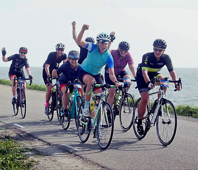 Foto zu dem Text "IJsselmeer Challenge: “Fietsuitdaging“ auf dem Deich"