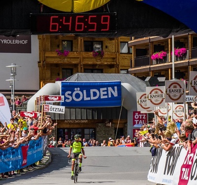 Foto zu dem Text "Ötztaler Radmarathon: Zum Jubiläum nichts als Sieger..."