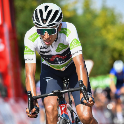 Foto zu dem Text "Vuelta: Bernal ist hellwach und holt fünf Sekunden heraus"