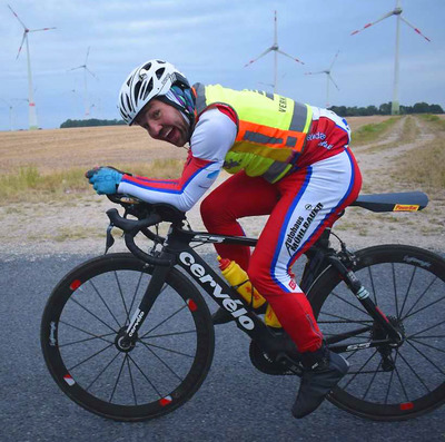 Foto zu dem Text "Race around Germany 2021: Rekord für einen guten Zweck"