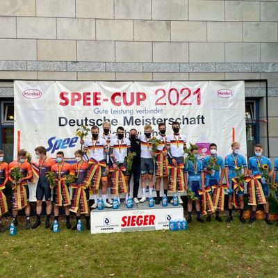 Foto zu dem Text "SKS Team Sauerland Deutscher Meister im Mannschaftszeitfahren"