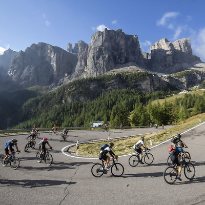Foto zu dem Text "Arabba: Rennradfahren im Herz der Dolomiten"