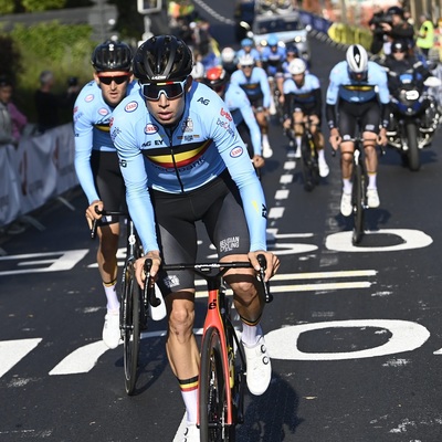 Foto zu dem Text "Alle fahren für Wout Van Aert und er fährt für ganz Belgien"