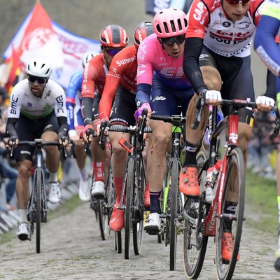 Foto zu dem Text "Paris-Roubaix und Amstel Gold Race tauschen 2022 die Termine"