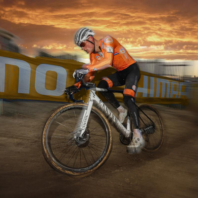 Foto zu dem Text "Weltcup beginnt ohne van der Poel, Van Aert und Pidcock"