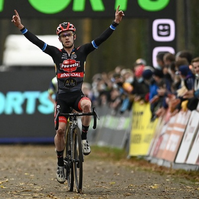 Foto zu dem Text "Iserbyt jubelt erstmals beim Superprestige in Merksplas"