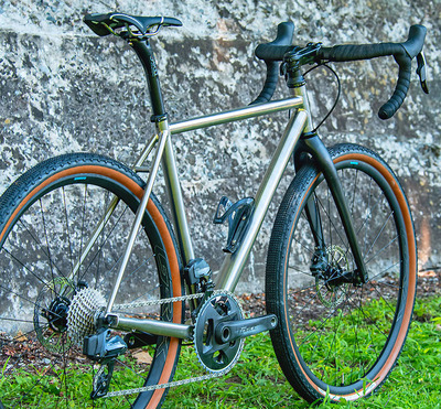 Foto zu dem Text "Serotta: neues Titan-Gravelbike “Scappero“"