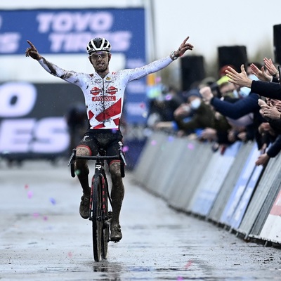 Foto zu dem Text "Iserbyt auch beim Dünencross nicht zu stoppen"