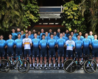 Foto zu dem Text "Astana Qazaqstan Team mit neuem Gesicht in die Saison 2022"