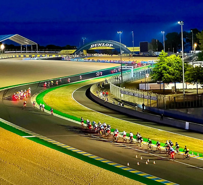 Foto zu dem Text "24 Heures Velo Le Mans: Start zu Fuß"