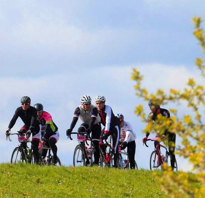 Foto zu dem Text "Primavera Ride: Hügel, Waldwege, Auen..."