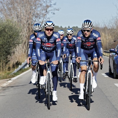 Foto zu dem Text "Durchkreuzt van der Poels Rücken die großen Pläne?"