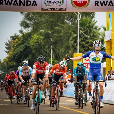 Foto zu dem Text "Ruanda: Bike Aid-Kapitän Mulubrhan bestätigt seine Schnelligkeit"