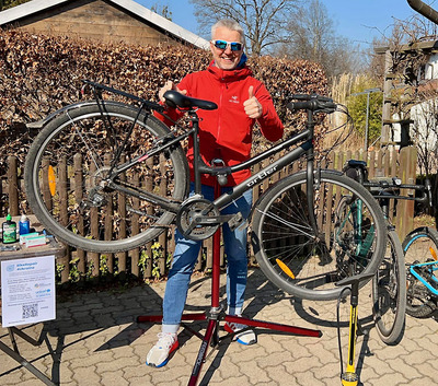 Foto zu dem Text "BikeRepair4Ukraine: Fittes Bike gegen Ukraine-Spende"