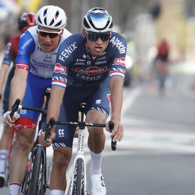 Foto zu dem Text "Van der Poel hofft jetzt auf nächsten “Supertag“ in Roubaix"