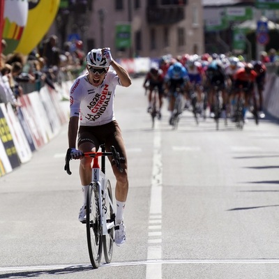 Foto zu dem Text "Bouchard gewinnt Auftakt der 45. Tour of the Alps"