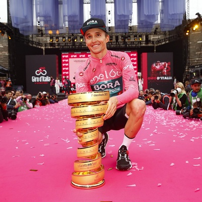 Foto zu dem Text "Jai d’Italia: Hindley erster australischer Giro-Sieger"