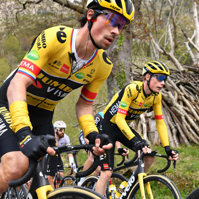 Foto zu dem Text "Alles Gelb-Schwarz bei der Generalprobe der Tour de France?"