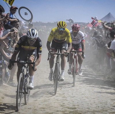 Foto zu dem Text "Van Aert auch auf dem Pavé eine Klasse für sich?"