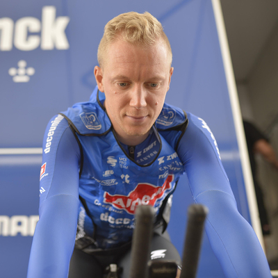 Foto zu dem Text "Riesebeek verletzt, Alpecin flog de Tier aus Dänemark ein"