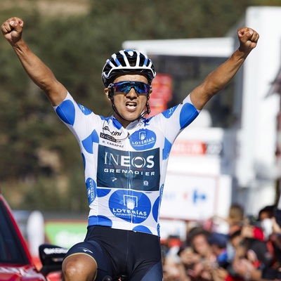Foto zu dem Text "Carapaz gewinnt letzte Bergetappe, Evenepoel die Vuelta"