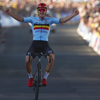 Foto zu dem Text "Evenepoel wird in Wollongong Straßen-Weltmeister"