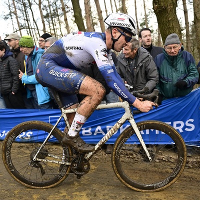 Foto zu dem Text "Merlier feiert in Zonnebeke ersten Sieg für Soudal - Quick Step"